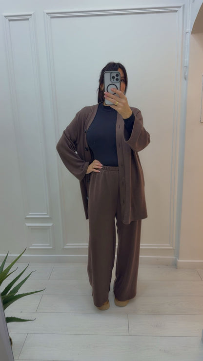 ENSEMBLE MAILLE PANTALON + PULL GILET CHOCOLAT
