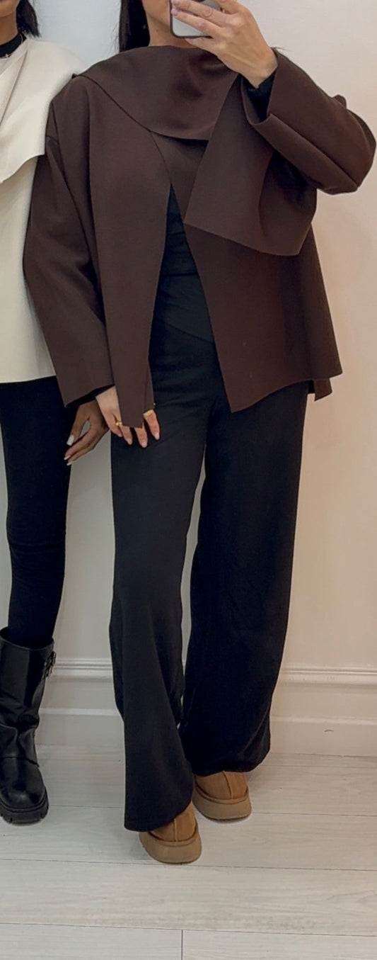 VESTE MANTEAU AVEC ÉCHARPE INTÉGRÉE chocolat