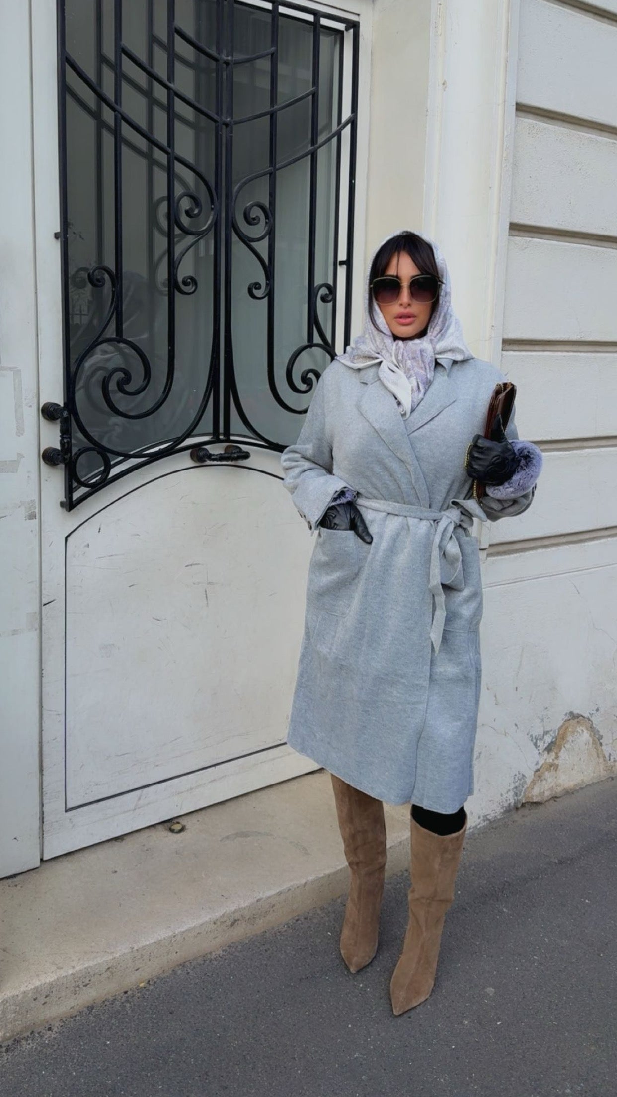 MANTEAU TRENCH  FEUTRÉ ÉLÉGANCE INTEMPORELLE ET CONFORT GRIS CLAIRE