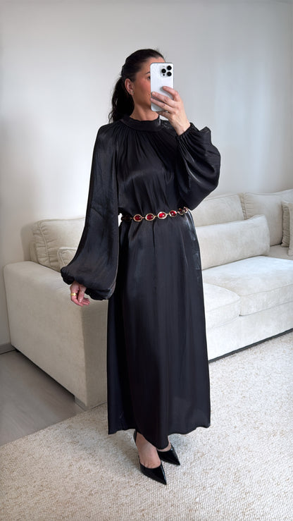 Robe irisé noir col montant à manche bouffante