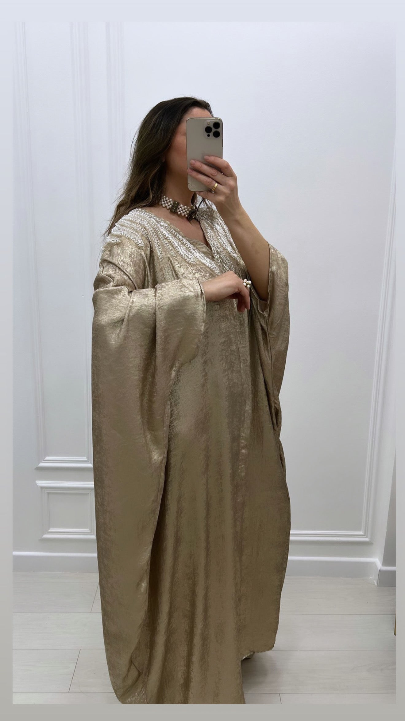 Robe luxe large à perles qualité premium doré