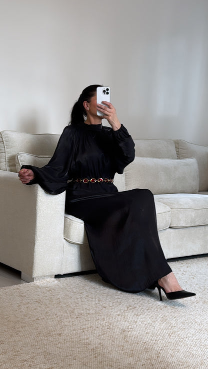 Robe irisé noir col montant à manche bouffante