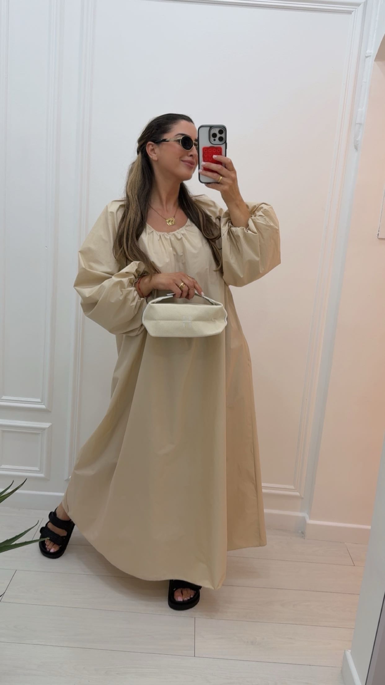 Robe longue en coton manche bouffante beige bébé