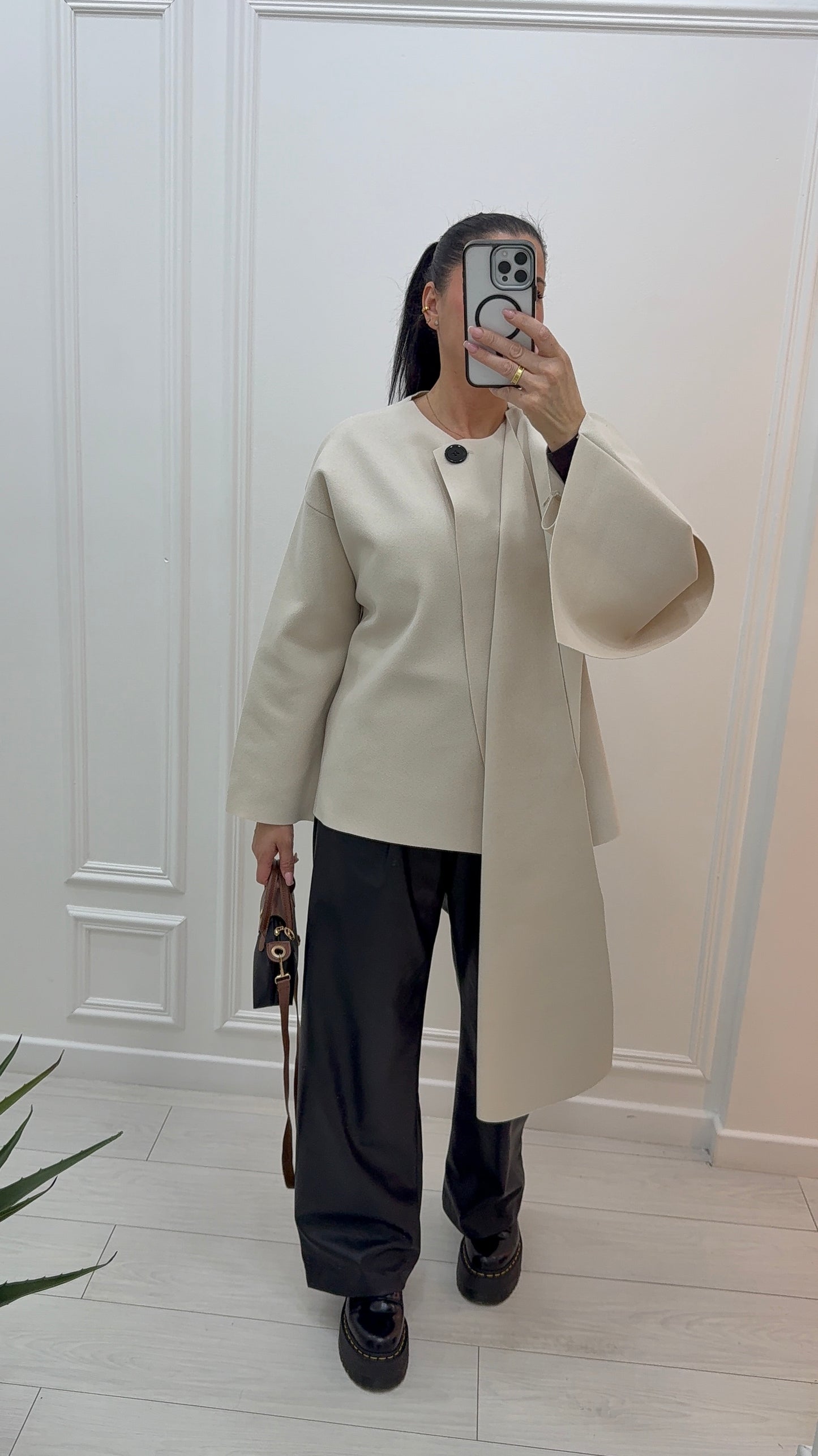 VESTE MANTEAU AVEC ÉCHARPE INTÉGRÉE