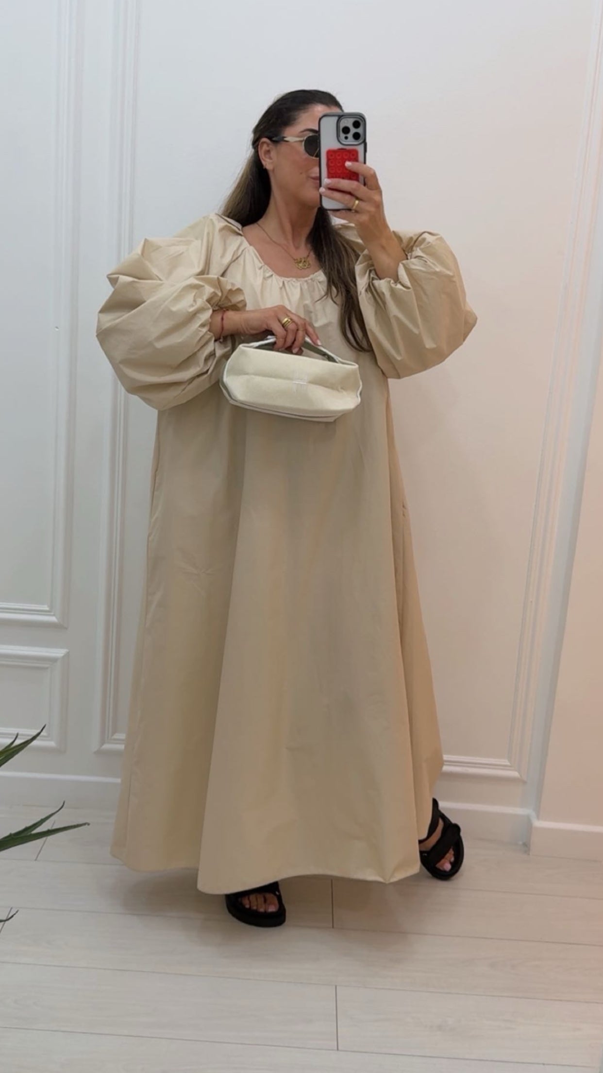 Robe longue en coton manche bouffante beige bébé