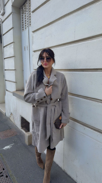 MANTEAU TRENCH FEUTRÉ ÉLÉGANCE  INTEMPORELLE ET CONFORT TAUPE