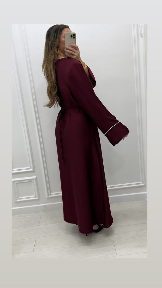 Robe satinée large bordeaux
