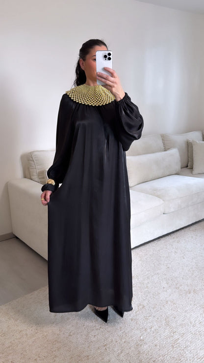 Robe irisé noir col montant à manche bouffante