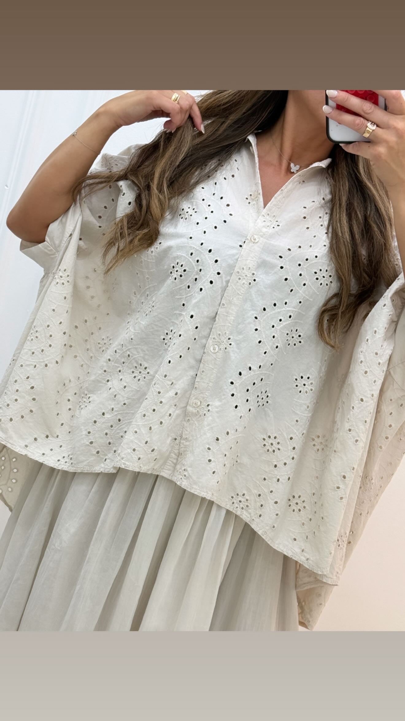 Chemise extra ample en broderie anglaise beige