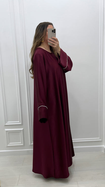 Robe satinée large bordeaux