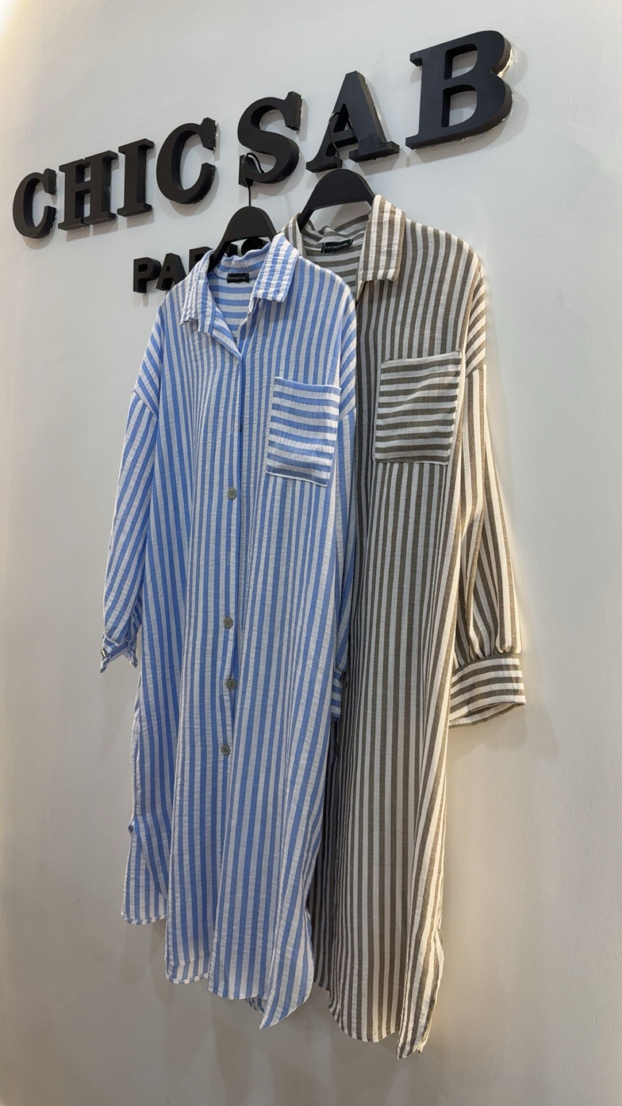 Robe chemise à rayures beige